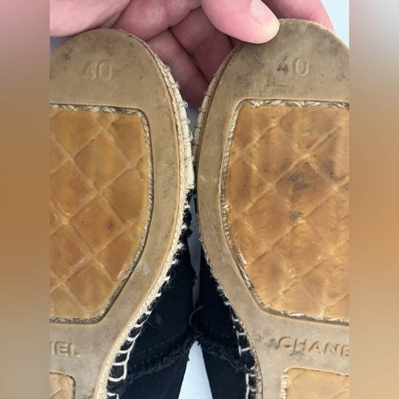 CHANEL Black and Cream Espadrilles - Picture 4 of 9